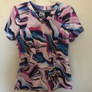 Barco One scrub top